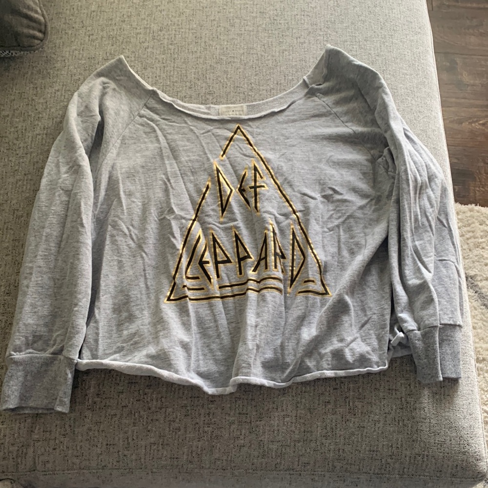 Lucky Brand Def Lepard cropped sweatshirt